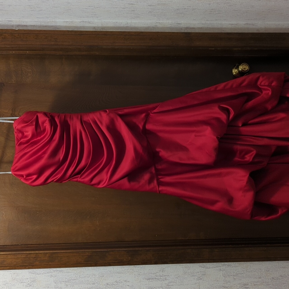 Red Evening gown/ Prom dress sz 5/6